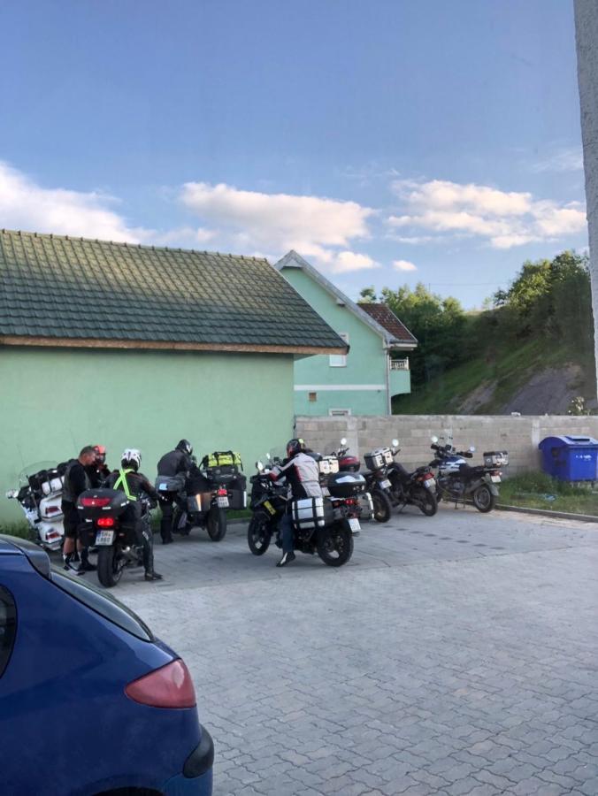 Aparthotel Emro-S Novi Pazar Exterior foto